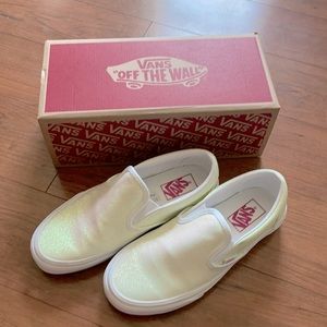 UV color change vans